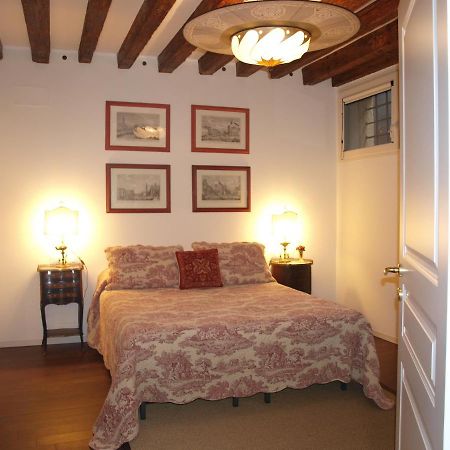 Al Pozzo Dei Scoacamini, 100 M From San Marco, Ground Floor Apartment Venice Exterior photo